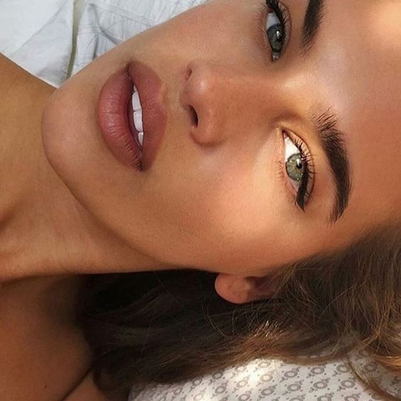 10 Stunning Natural Makeup Looks 10 Stunning Natural Makeup Looks