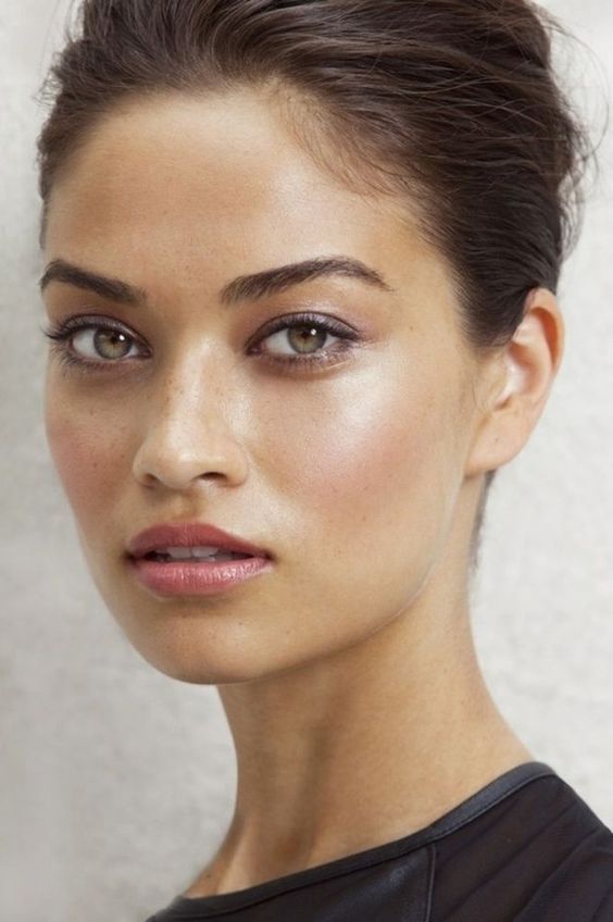 10 Stunning Natural Makeup Looks