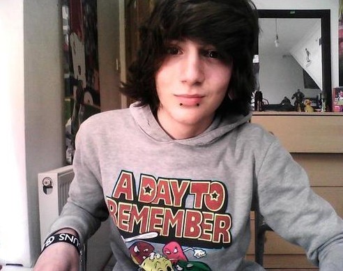 Emo Guys Haircuts