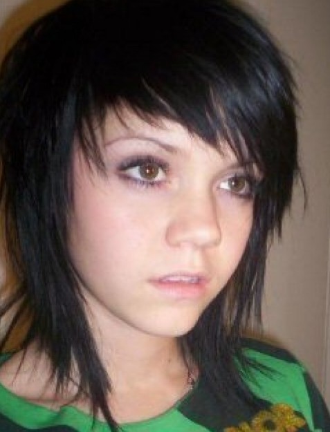 Emo Hairstyles For Girls Latest Popular Emo Girls Haircuts Pictures Pretty Designs