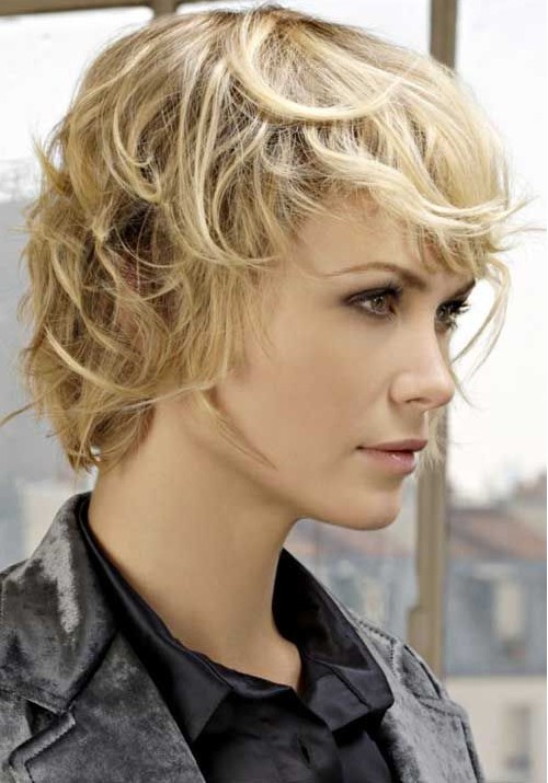 Blonde Short Shag Hairstyle