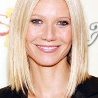 Gwyneth Paltrow: Long Angled Straight Blond Bob Hairstyle