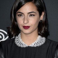 Alanna Masterson Short Wavy Cut-Elegant