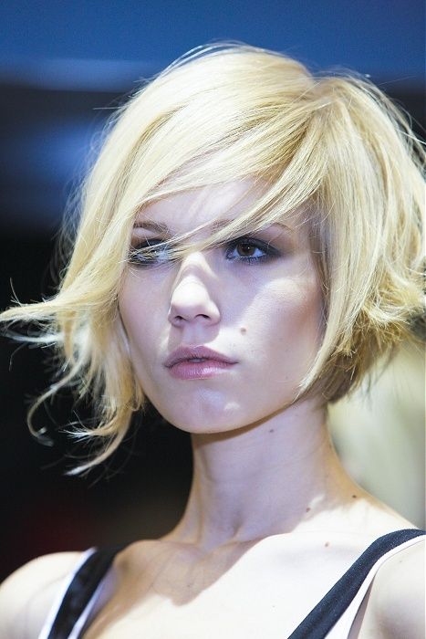 Cool Casual Short Layered Blond Bob Hairstyle