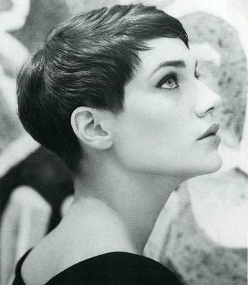 Cool Short Brunette Retro Hairstyle