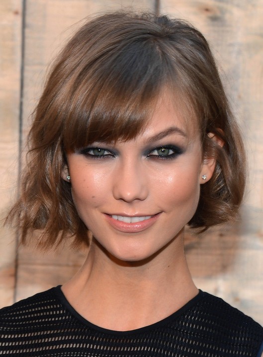 Trendy Layered Short Bob Hairstyle with Bangs