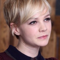 Carey Mulligan Short Haircut: Pltinium Long Messy Pixie Hair
