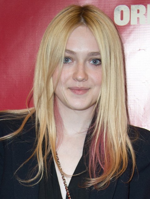 2014 Dakota Fanning Medium Hairstyles: Straight Haircut