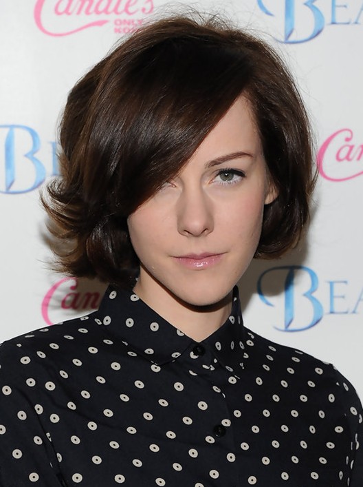 2014 Jena Malone's Short Hairstyles: Long Bangs