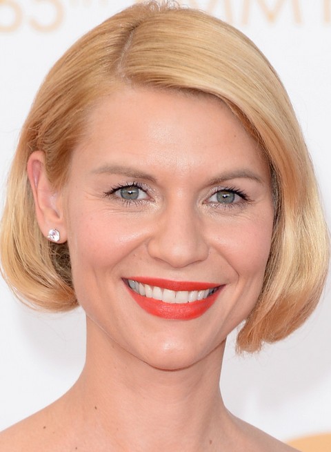 Claire Danes Hairstyles: Side-parted Medium Bob