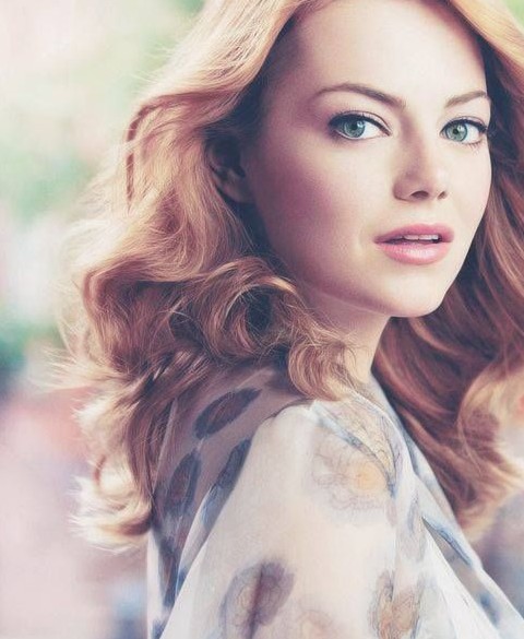 Emma Stone Hairstyles: Fairy Medium Loose Curls