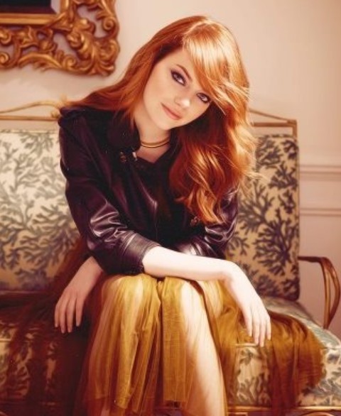 Emma Stone Hairstyles: Gorgeous Wavy Haircut