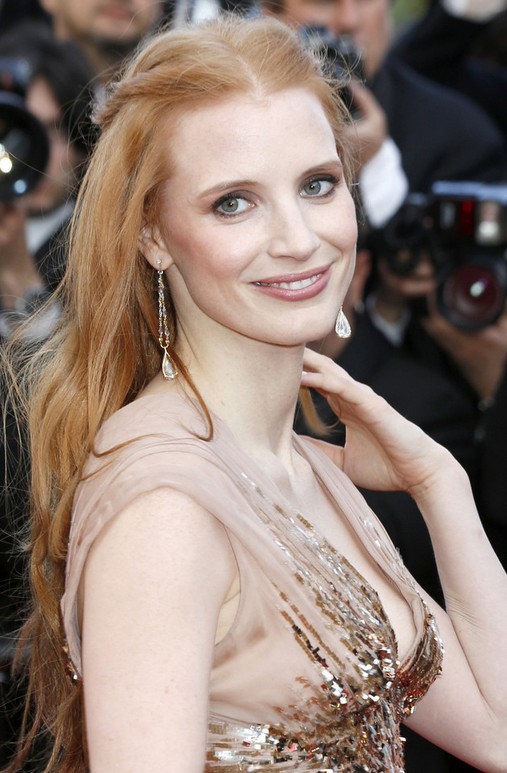 Jessica Chastain Long Hairstyle: Subtle Ends