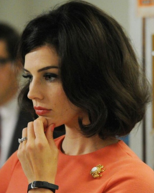 Jessica Pare's Short Hairstyles: Big Wavy Hair