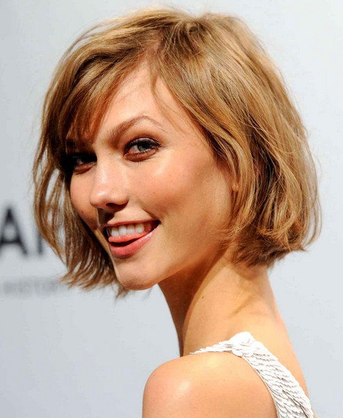 Karlie Kloss' Short Hairstyles: Bob Haircut for Short Hair