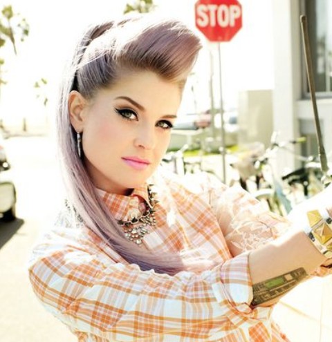 Kelly Osbourne Hairstyles: Stylish Ponytail