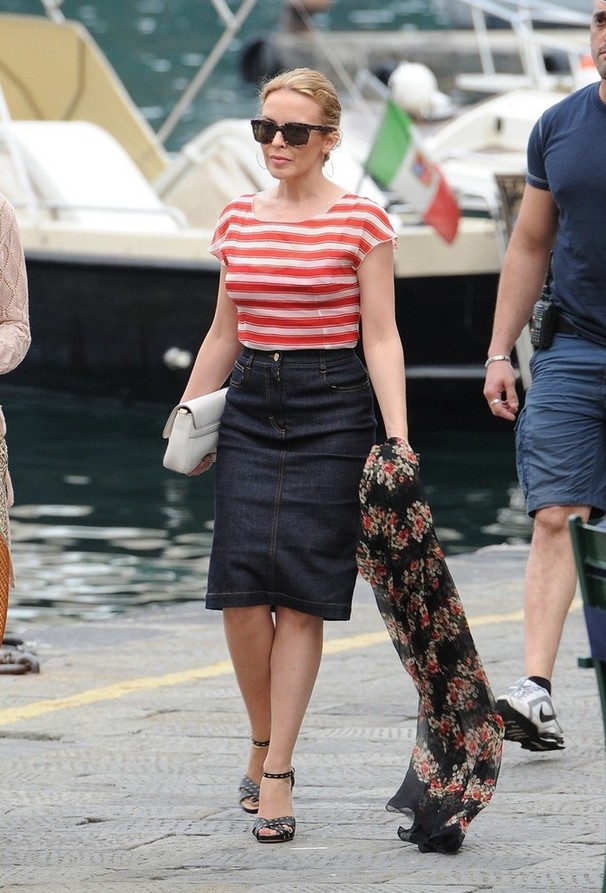 Kylie Minogue Preppy Knee-length Denim Skirt