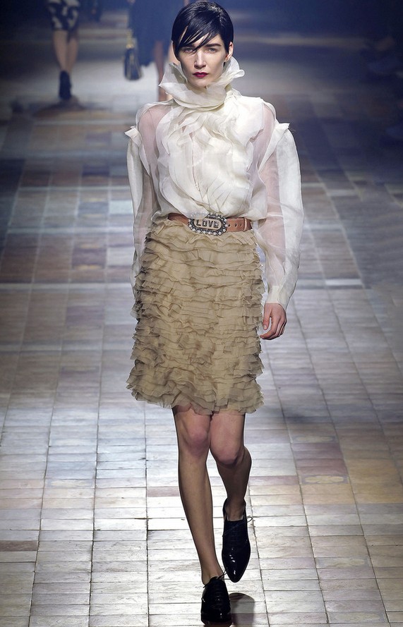 Mini-collection of Fall 2024 Ready-to-Wear: Lavin& Alexander McQueen ...