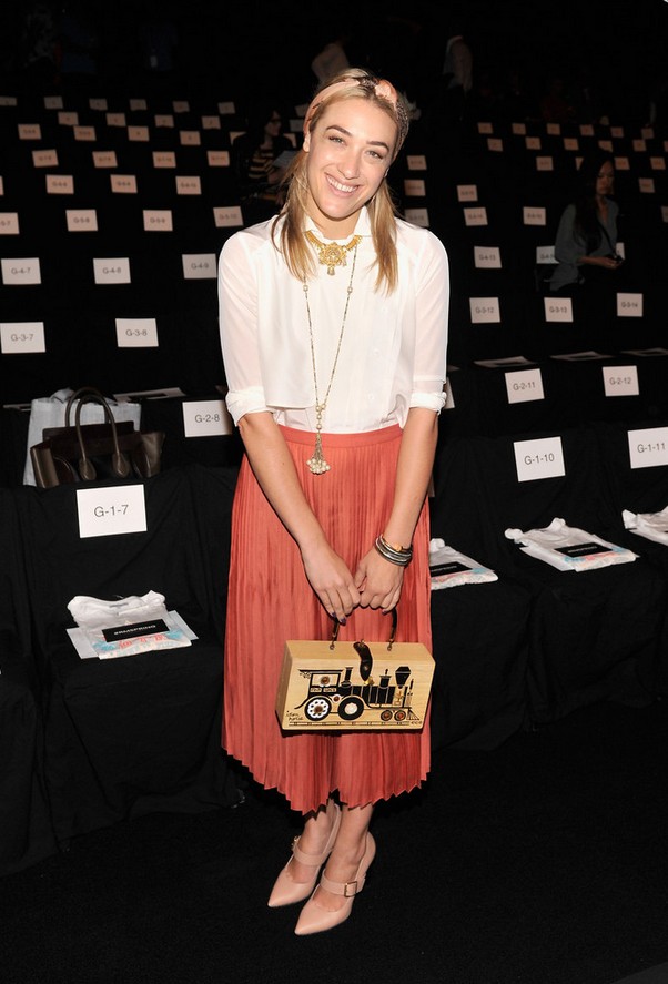 Mia Moretti: Long Pleated Coral Skirt