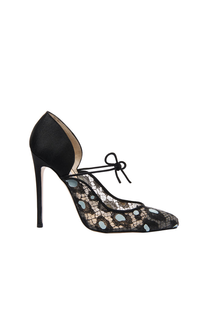 Spring 2014 Bionda Castana Pumps, black