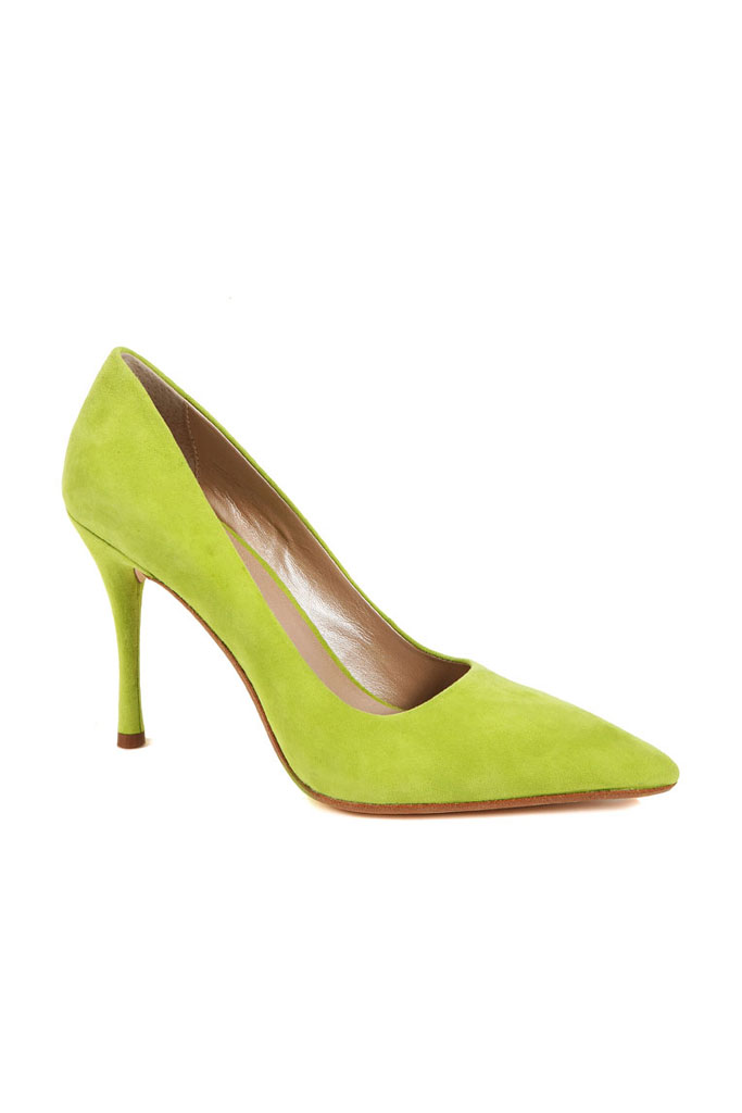 A Spiffy Collection of Spring 2024 Pumps: 35 Pumps for Your High ...