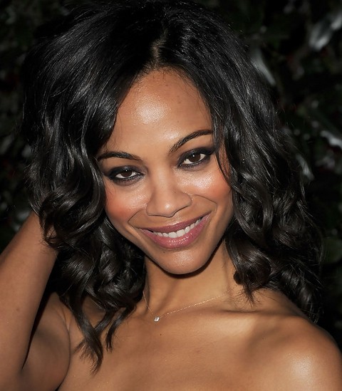 Zoe Saldana Hairstyles: Classy Medium Curls