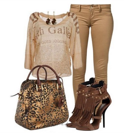 Daily Outfit Look,print top, tan skinnies and animal print bag