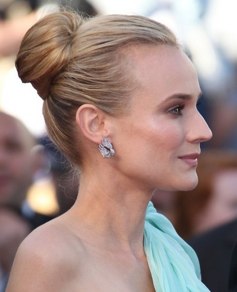 Diane Kruger Hairstyles: Graceful Classic Bun