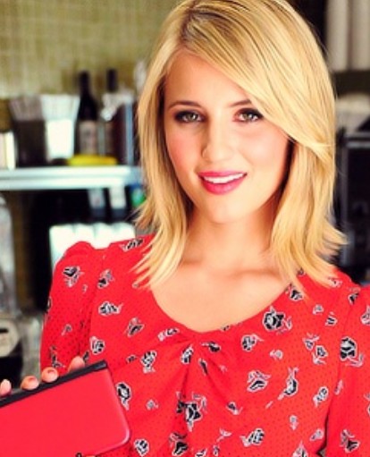 Dianna Agron Hairstyles: Medium Haircut