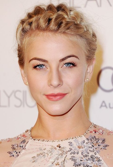 Julianne Hough Hairstyles: Pretty Braided Updo