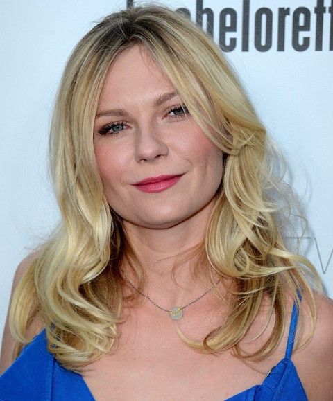 Kirsten Dunst Hairstyles: Stylish Long Wavy Haircut