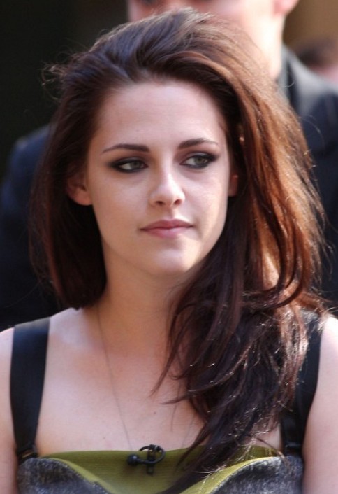 Kristen Stewart Long Hairstyle: Casual Straight Locks