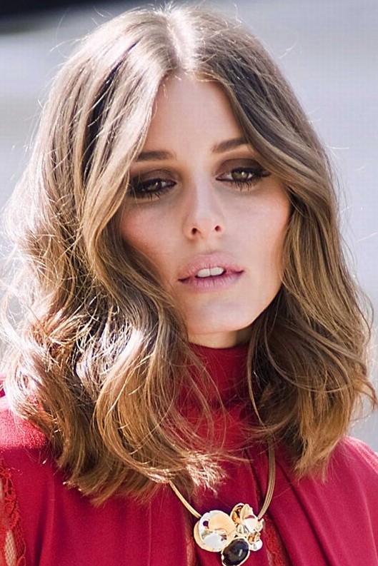 Olivia Palermo Hairstyles: Trendy Medium Curls