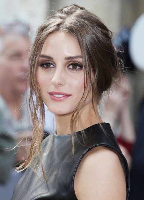 Olivia Palermo Hairstyles: Voguish Messy Updo