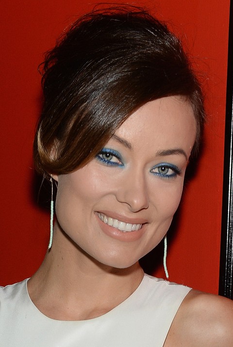 Olivia Wilde Hairstyles: Pretty Bobby Pinned Updo