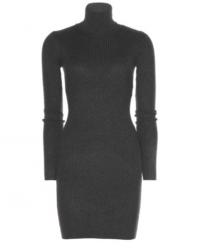 8 Amazing Turtleneck Sweater Dresses for Women This Season - Pretty Designs