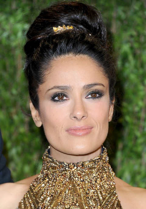 Salma Hayek Hairstyles: Elegant Classic Bun