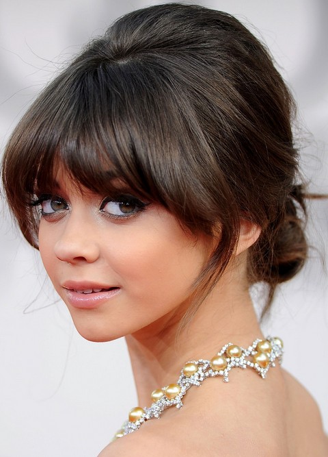 Sarah Hyland Hairstyles: Adorable Chignon