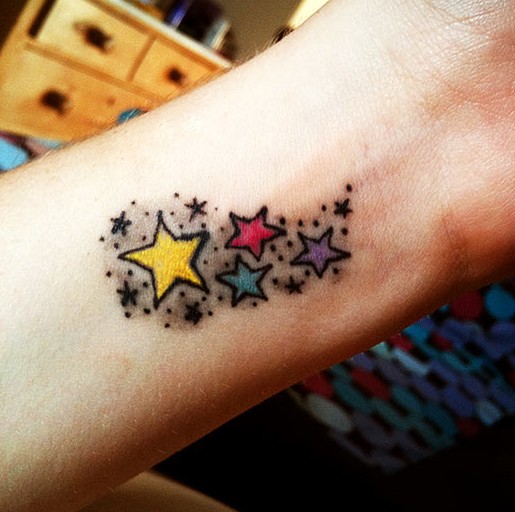 Star tattoo designs: Tattoos for girls on wrist