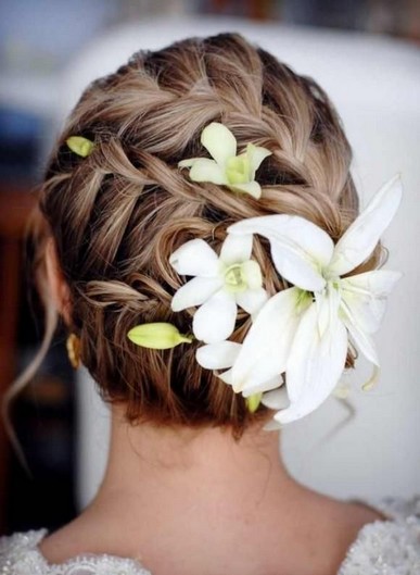 The Fantastic Braided Updo Hair for Beach Bridal Hairstyles