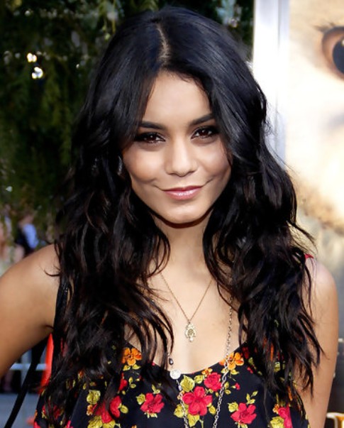 Vanessa Hudgens Long Hairstyle: Curls for Summer