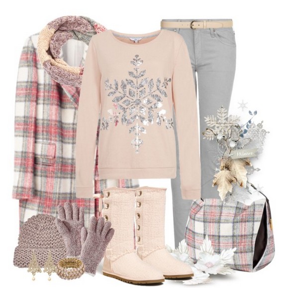 Warm And Cozy Outfit Combinations For The Winter, Pink sweater, jeans and knee-length boots