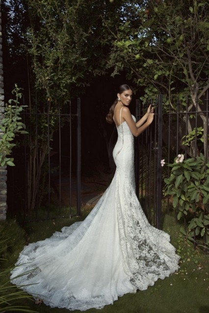 Fabulously Unique Wedding Dresses by Galia Lahav’s Collection 2014, the amazing lace embroidered fishtail dress