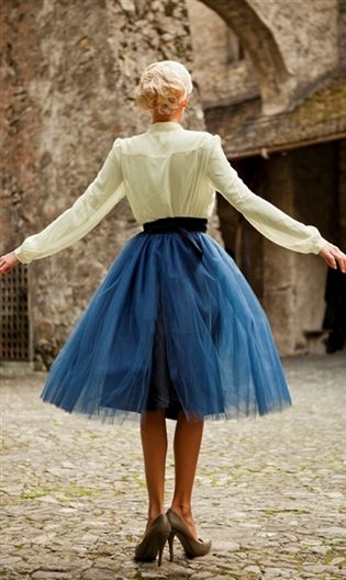 How to Wear the Tulle Skirts: Graceful Lady