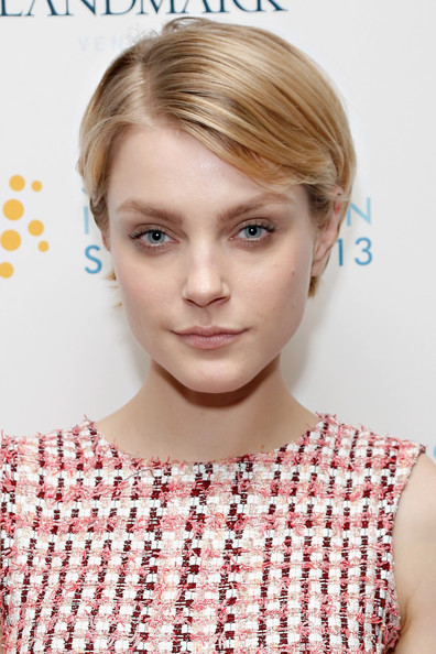 Jessica Stam Short Straight Cut