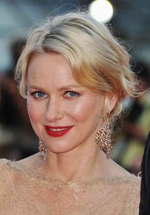 Naomi Watts Hairstyles: French Twist