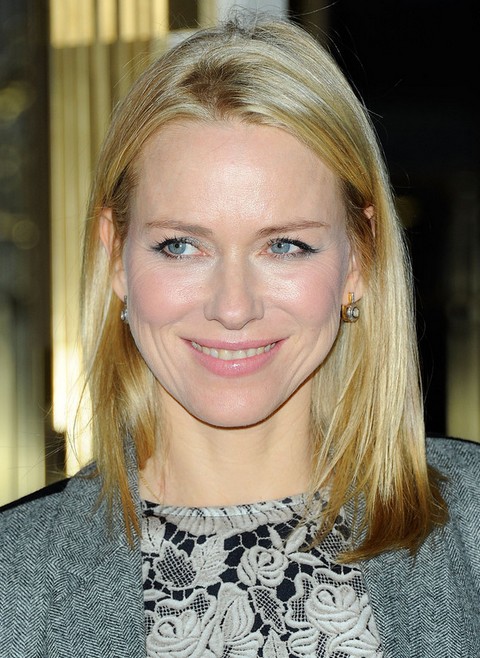 Naomi Watts Hairstyles: Medium Haircut with Shades