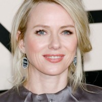 Naomi Watts Hairstyles: Messy Updo