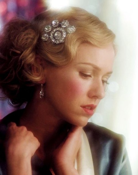 Naomi Watts Hairstyles: Retro Updo