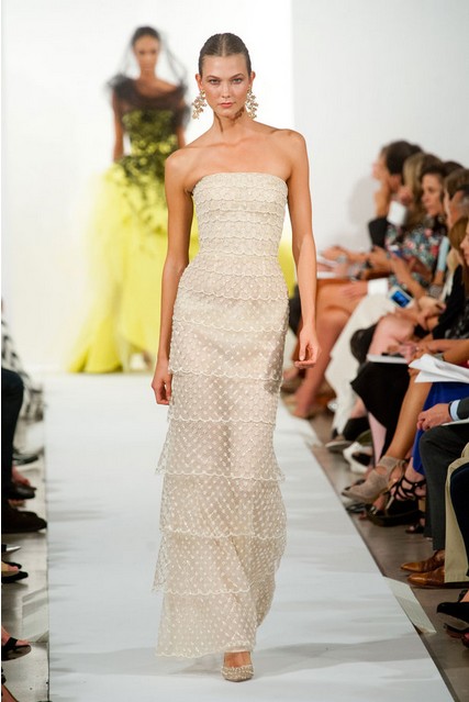 Oscar De La Renta Spring Summer 2014, layered corset nude evening dress